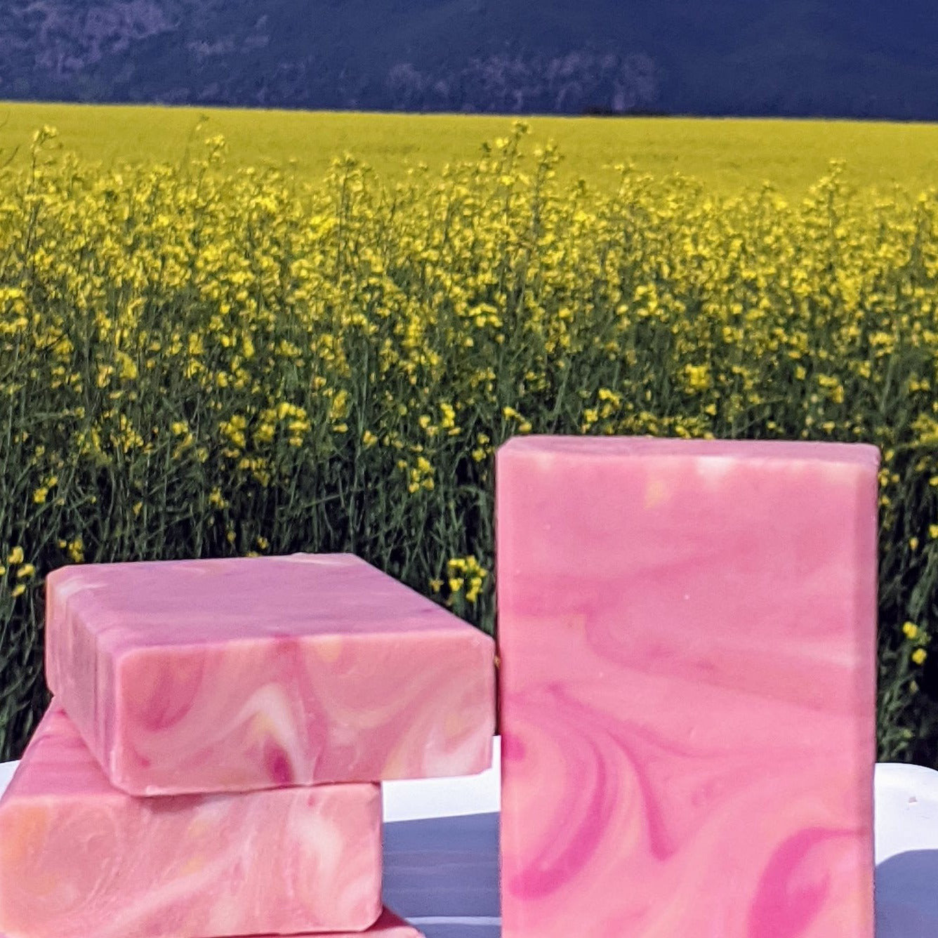 Sweet Honeysuckle (artisan soap)